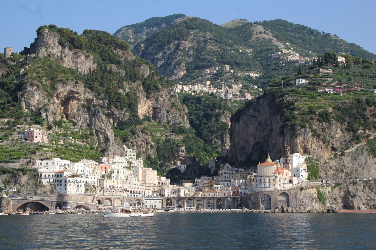 Amalfi Coast Travel Tips for Families, Couples, and Solo Travelers - amalfi coast travel guide