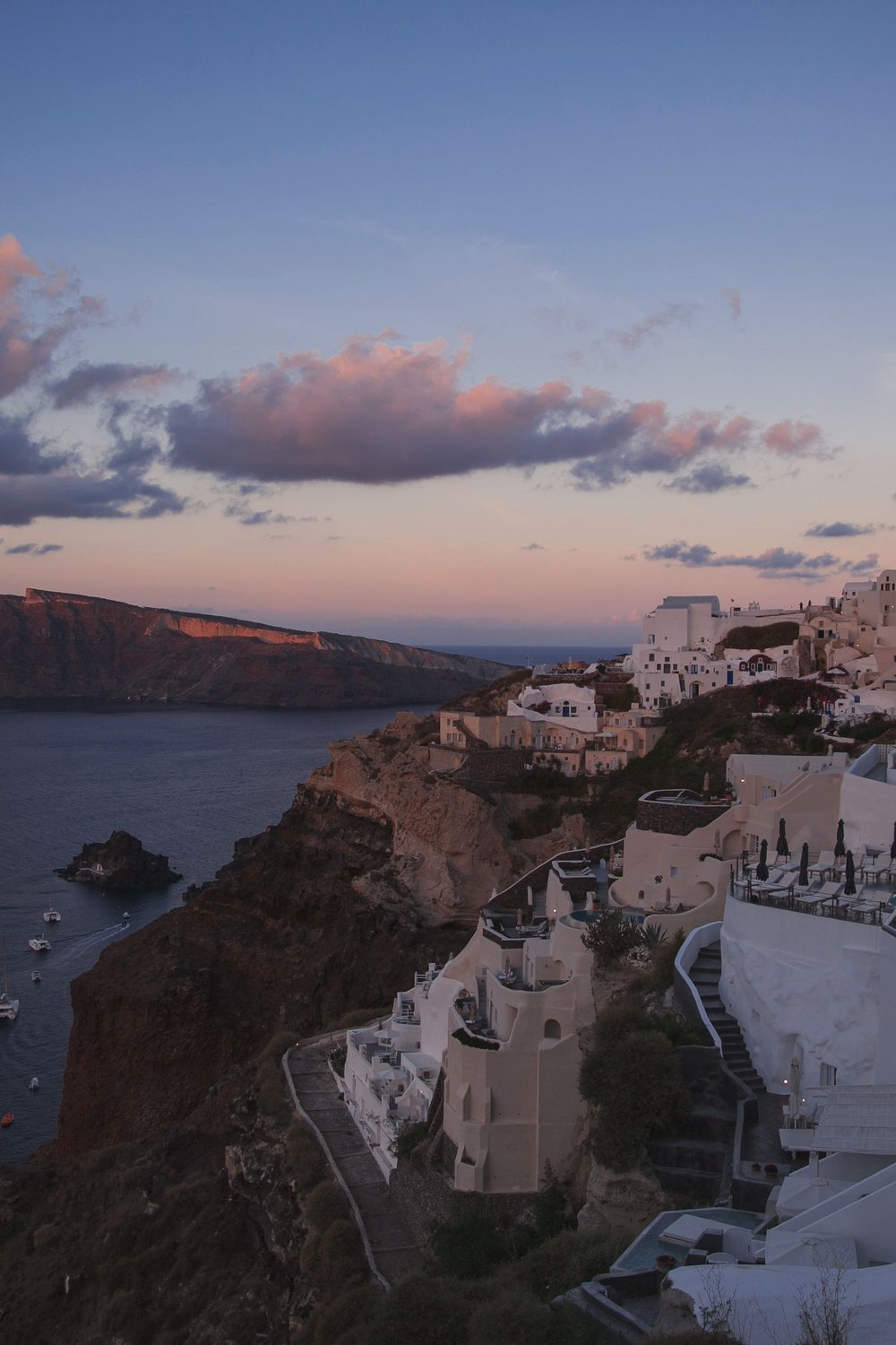 Best Time to Visit Santorini for Photography and Sunsets - best time to visit santorini