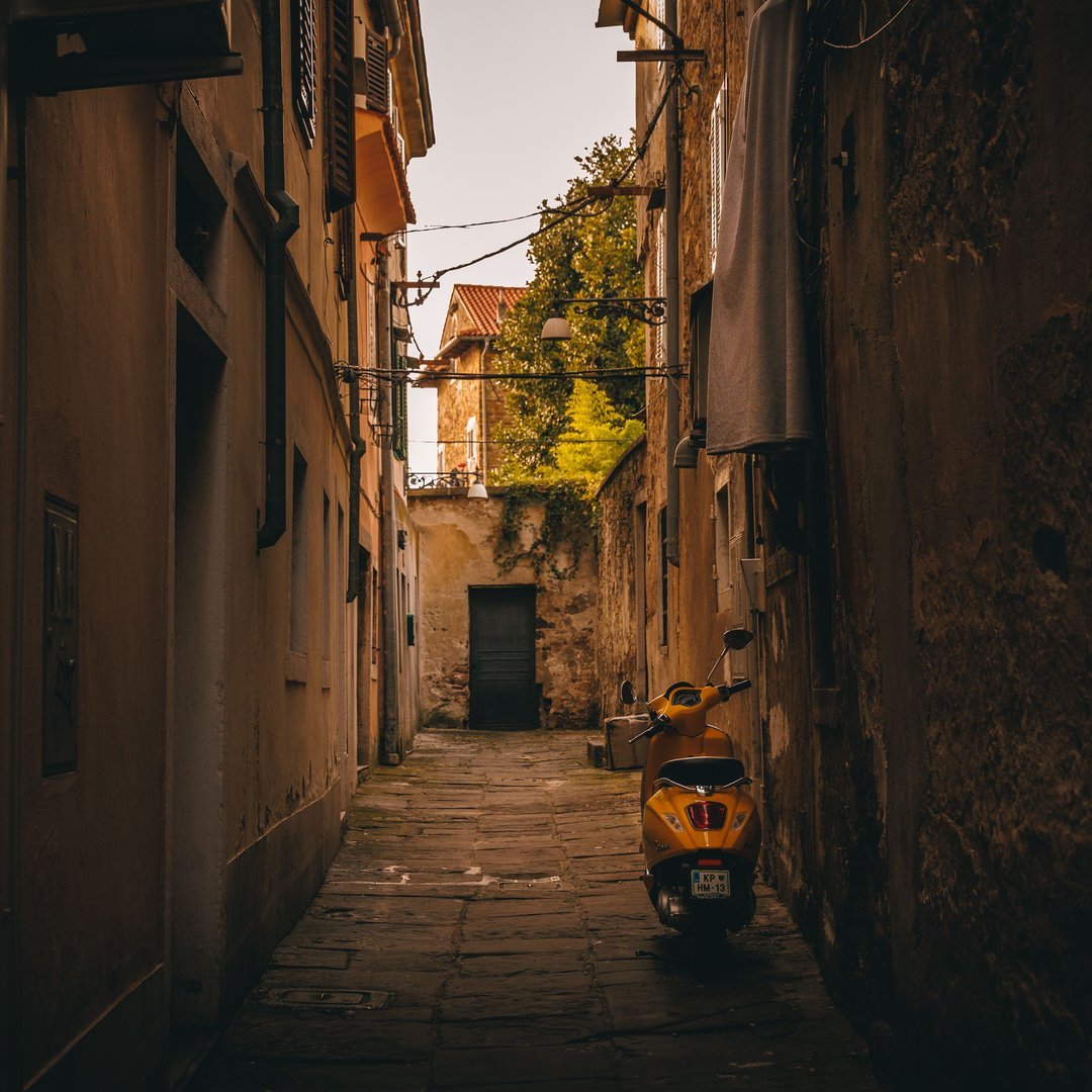 Safety, Scams, and Things Nobody Warns You About Positano - positano travel guide