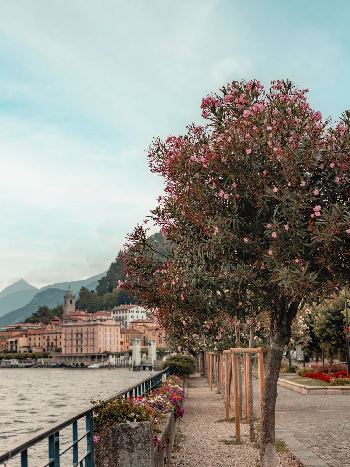 Como town day trip - best day trips from lake como