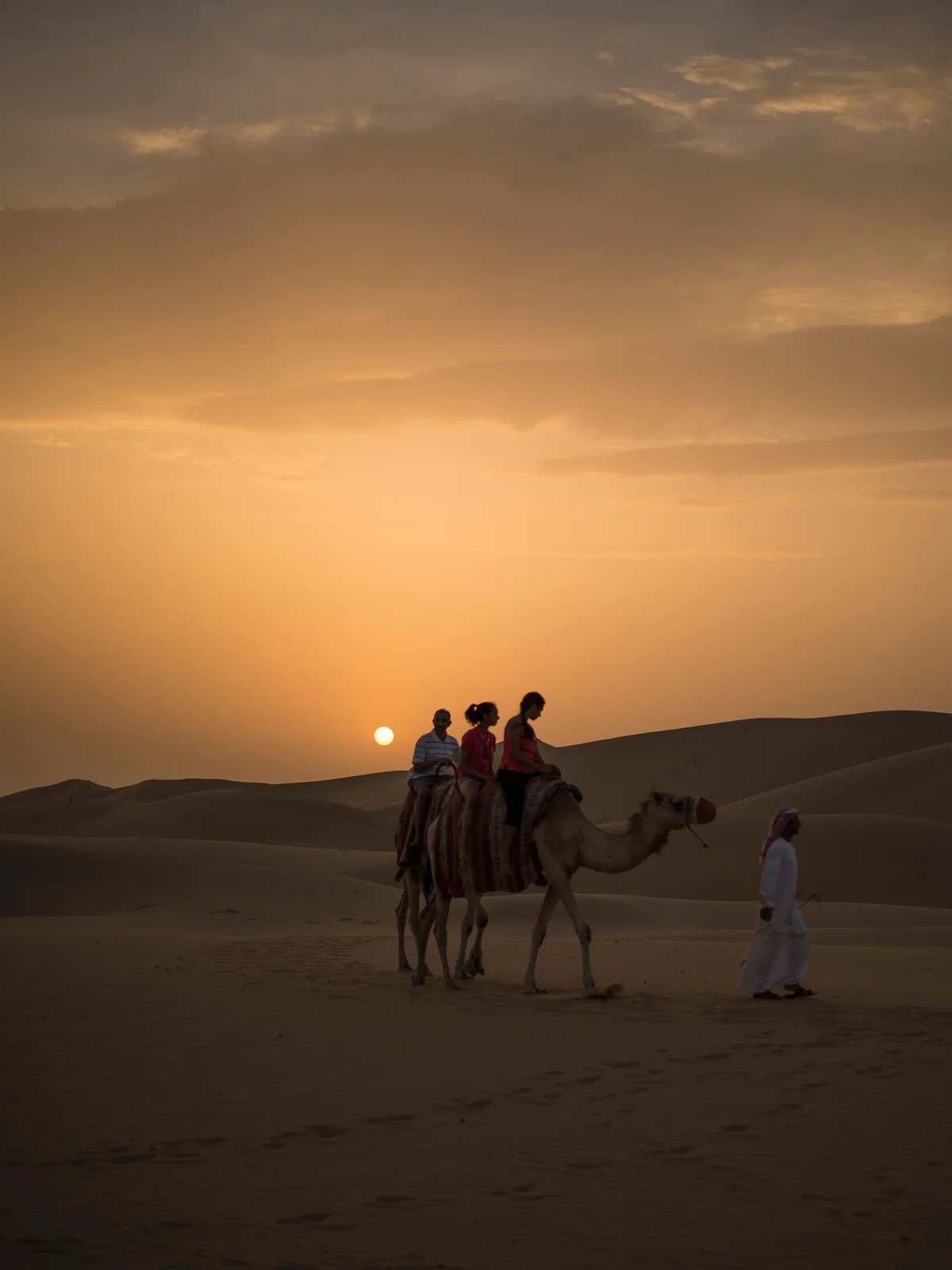 Dubai Desert Safari - best things to do in dubai