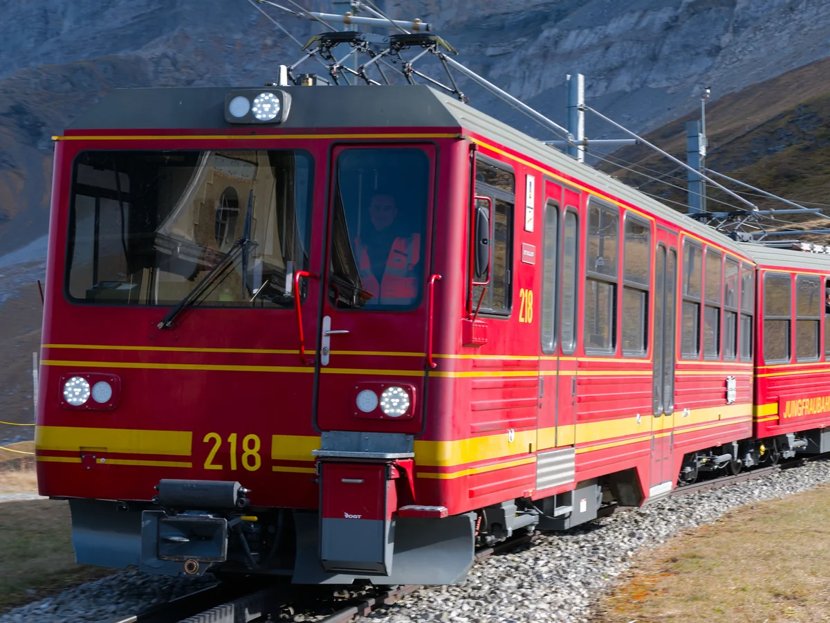 Kleine Scheidegg Train Ride - best tours from interlaken