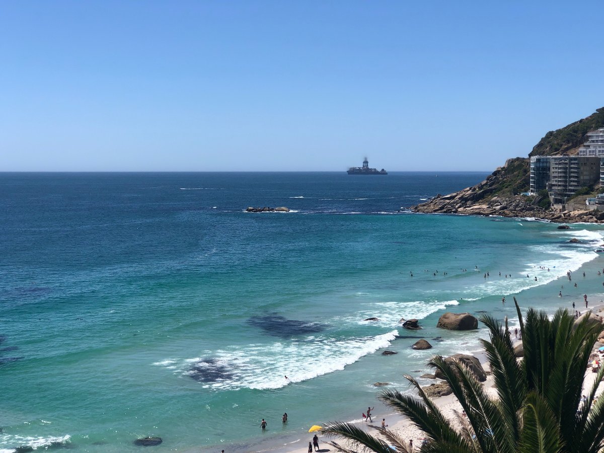 Free Beach Days - cape town travel budget