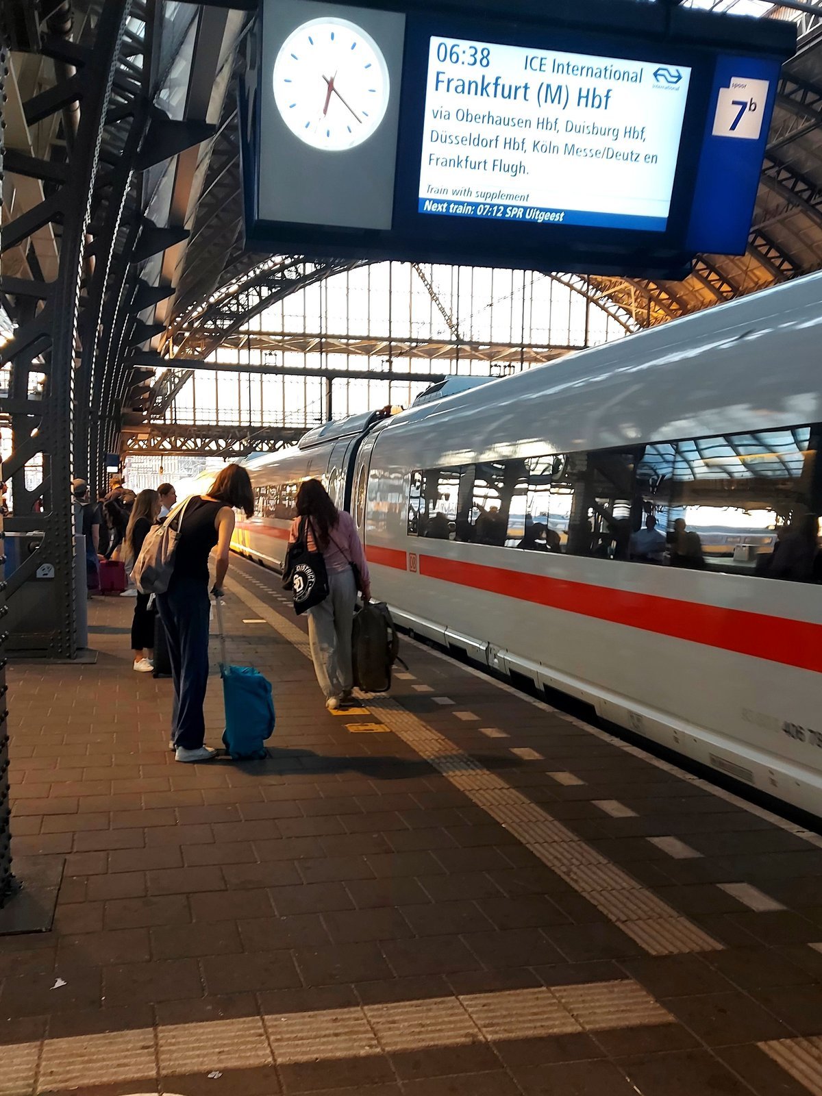 Day Trip Planning Tips - how to get to interlaken
