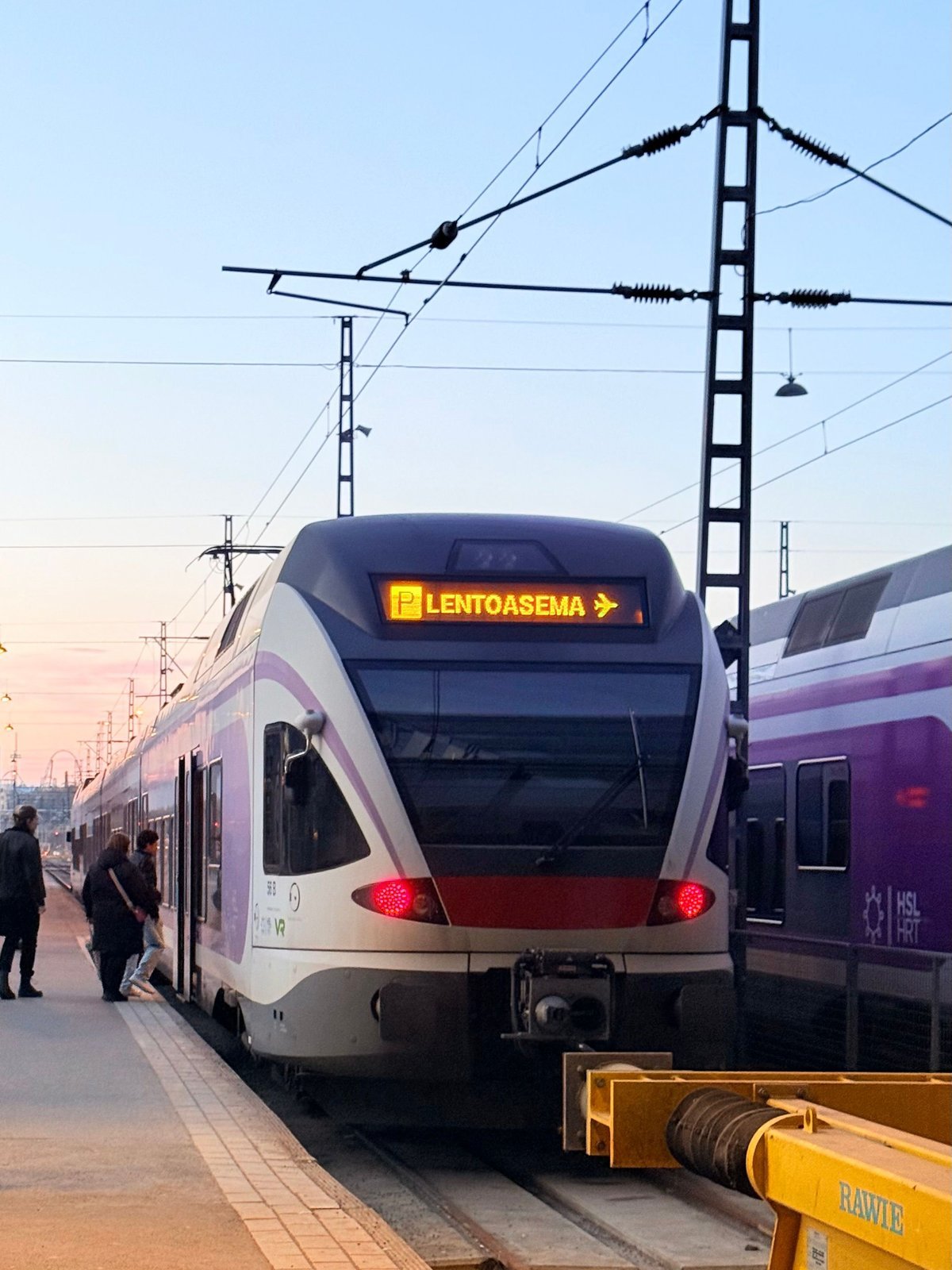 Geneva Airport Arrival - how to get to interlaken