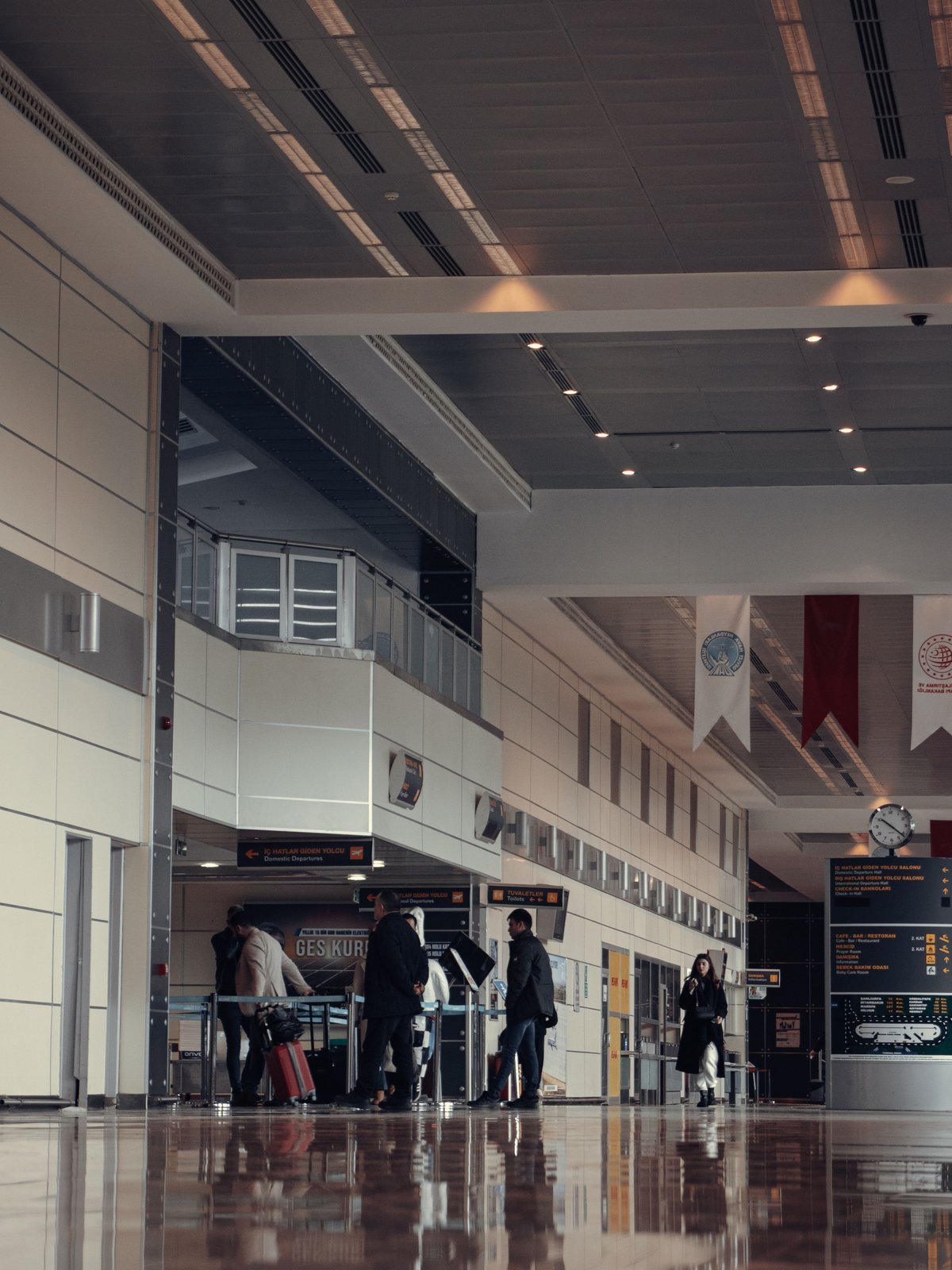 Zurich Airport Arrival - how to get to interlaken
