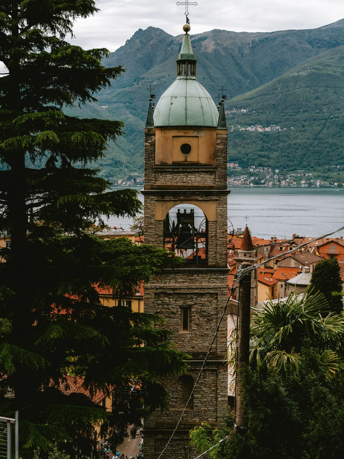 Lake Como vs Amalfi Coast - is lake como worth visiting