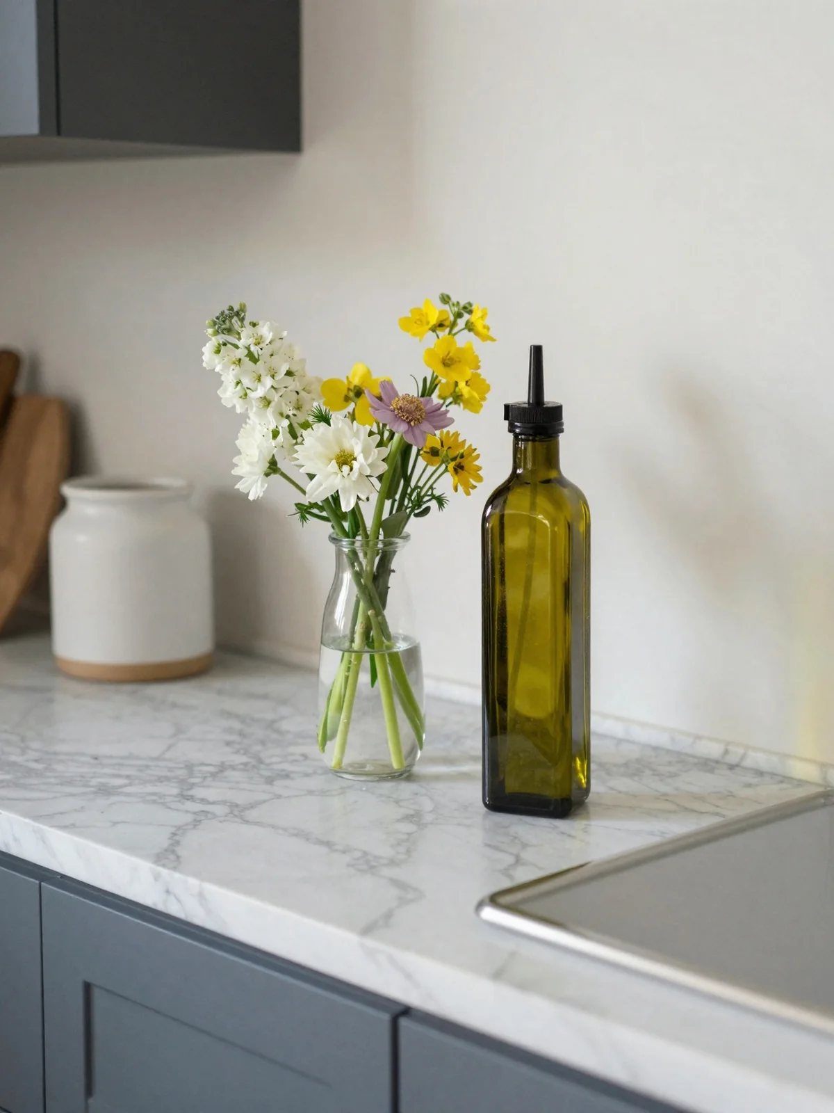 Seasonal Swap Plan - kitchen counter styling ideas