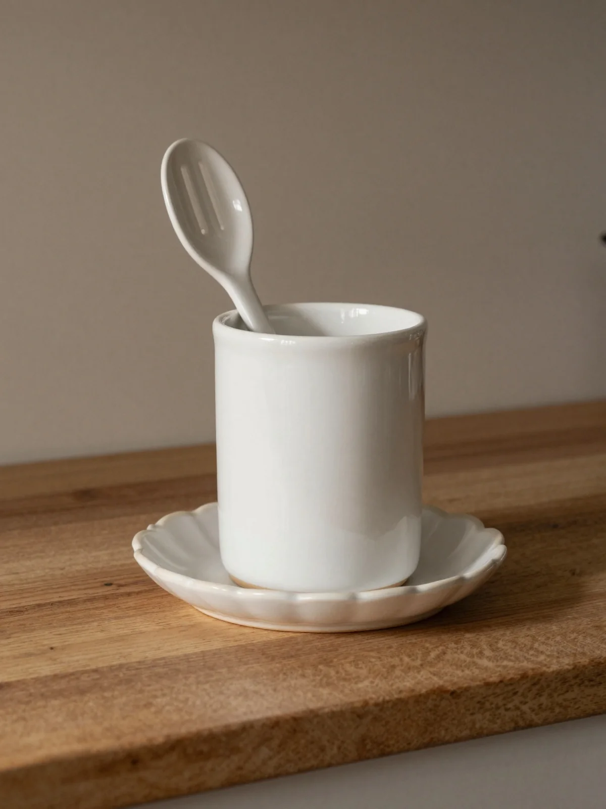 Utensil Holder - kitchen counter styling ideas