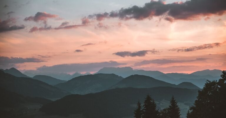 10 Best Outdoor Trips Under 3 Hours From Denver (Day Trips + Weekend Escapes)