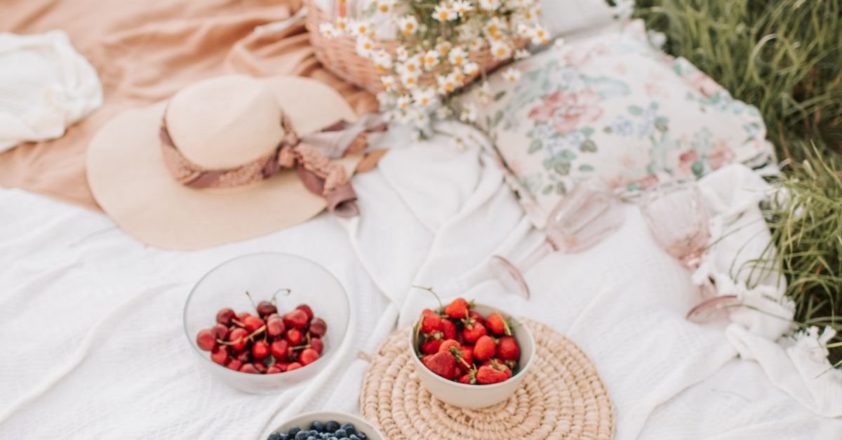 25 No-Cook Camping Meals: Easy Food Ideas With Zero Cooking